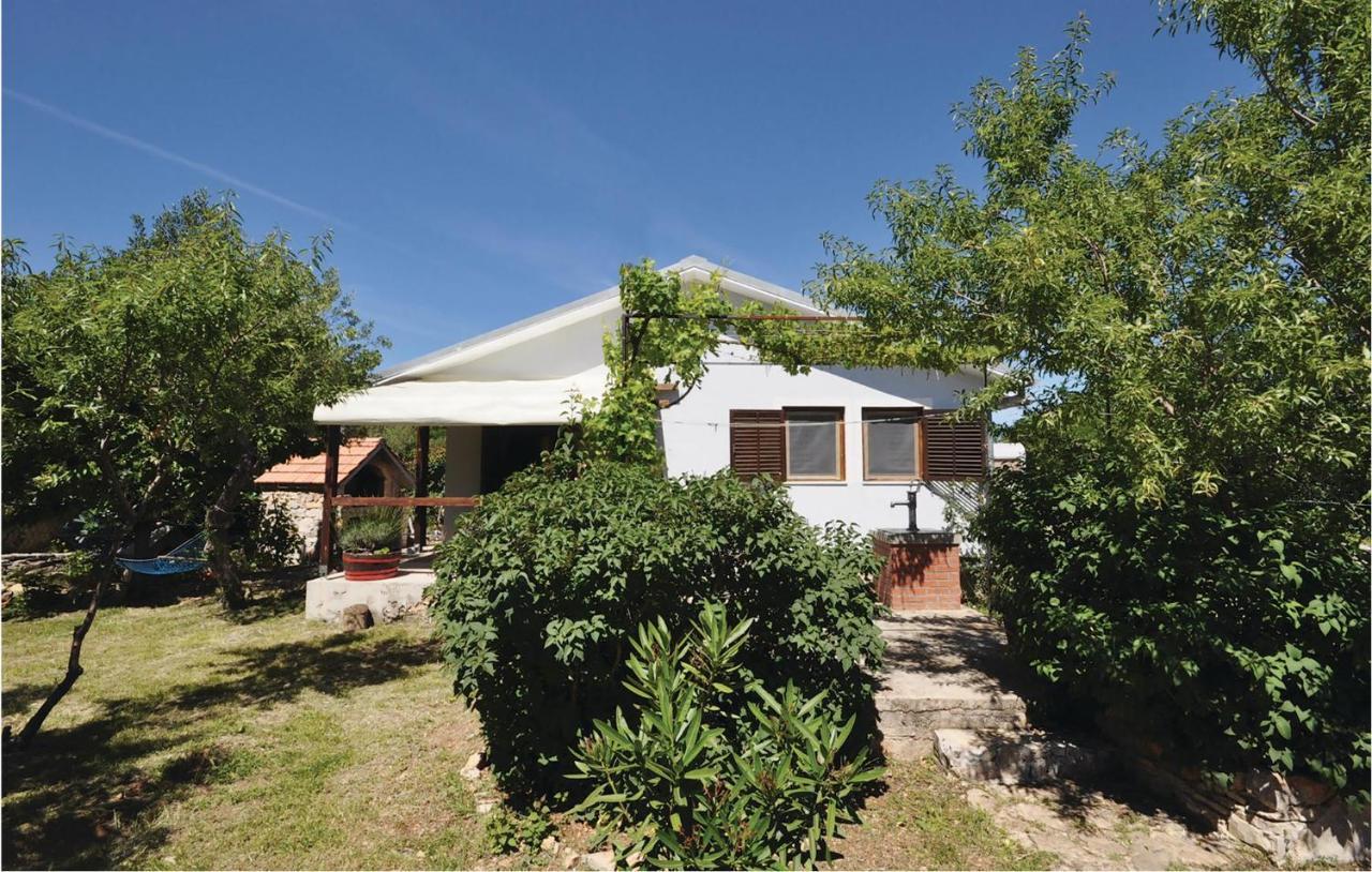 Nice Home In Jezera With Wifi エクステリア 写真