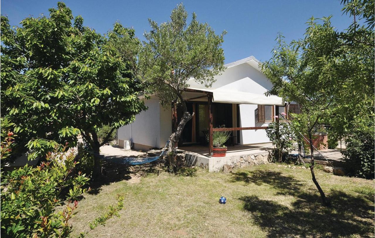 Nice Home In Jezera With Wifi エクステリア 写真